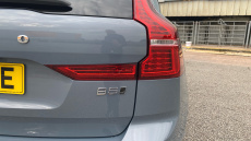 Volvo Xc60 2.0 B5P R DESIGN 5dr AWD Geartronic Petrol Estate